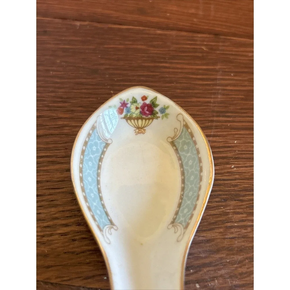 Vtg Chinese Porcelain SWATOW CHINA Soup Spoons-Floral White‎ Blue